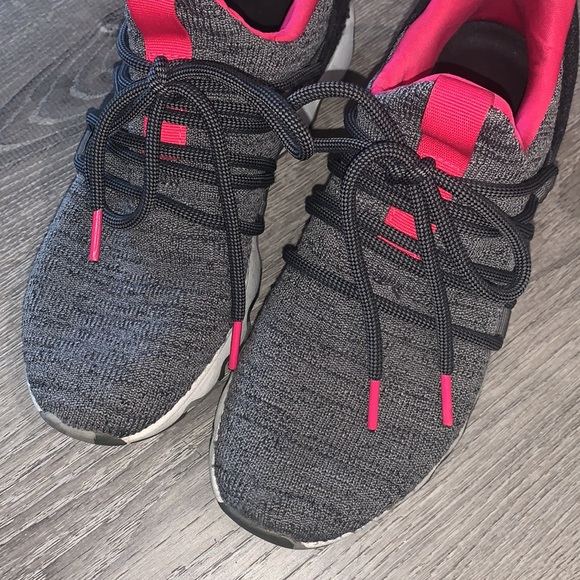 Sorel Kinetic Sneakers - Picture 3 of 6